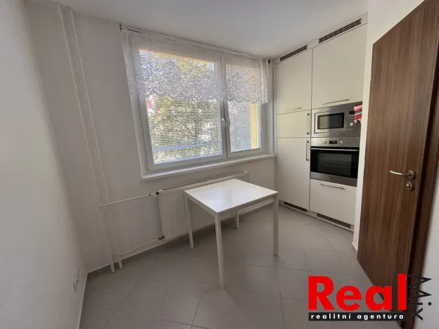 Pronájem bytu 2+1, Brno - Slatina, Bučovická, 60 m2