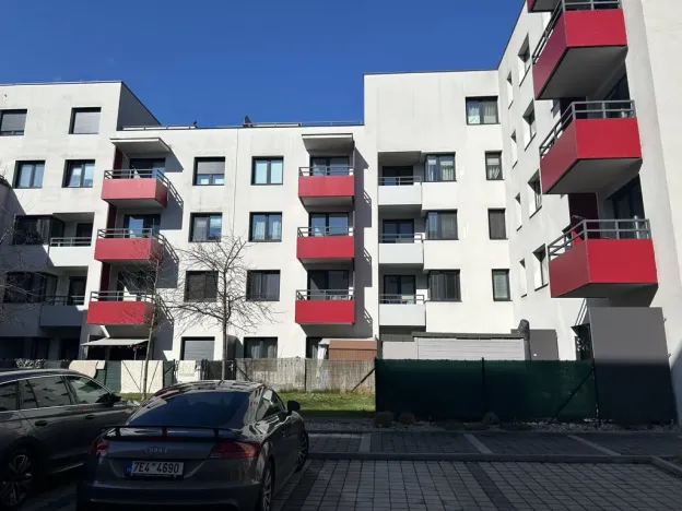 Pronájem bytu 2+kk, Pardubice - Zelené Předměstí, Bratranců Veverkových, 57 m2