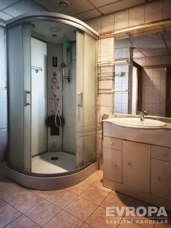 Prodej rodinného domu, Jílové - Martiněves, 270 m2