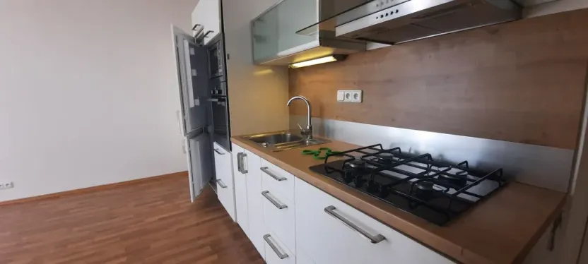 Pronájem bytu 2+kk, Praha - Krč, Točitá, 44 m2