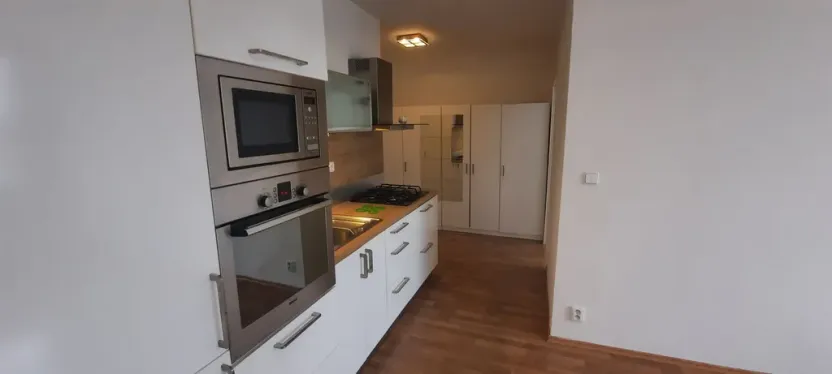 Pronájem bytu 2+kk, Praha - Krč, Točitá, 44 m2