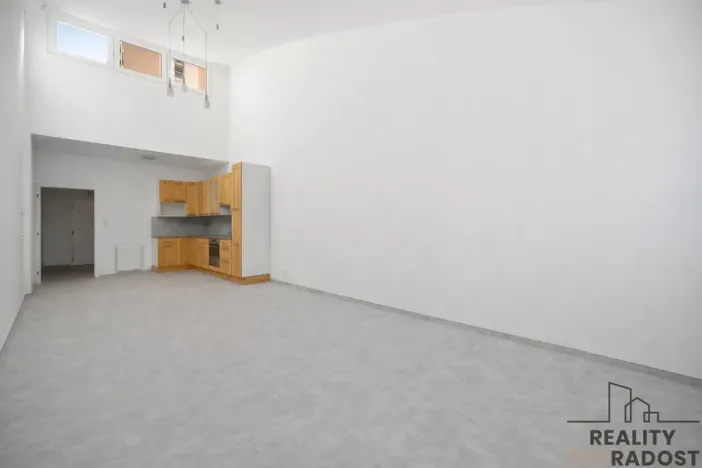 Pronájem bytu 1+kk, Pardubice - Zelené Předměstí, nábřeží Závodu míru, 50 m2