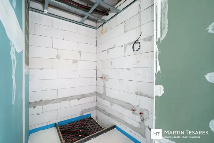 Prodej rodinného domu, Starovice, 221 m2