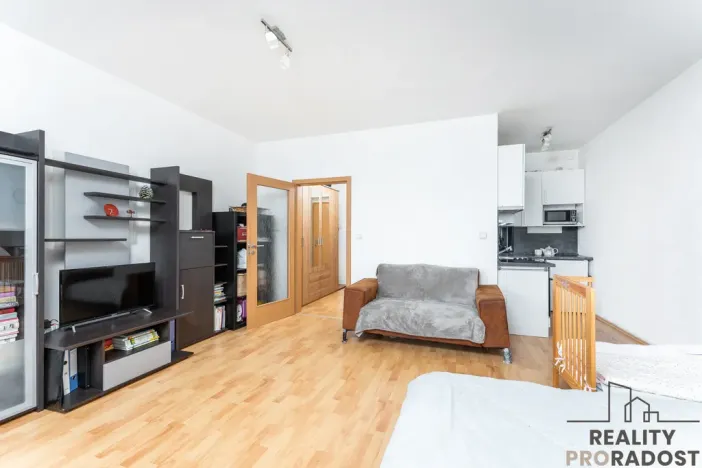 Prodej bytu 1+kk, Praha, Přeučilova, 35 m2