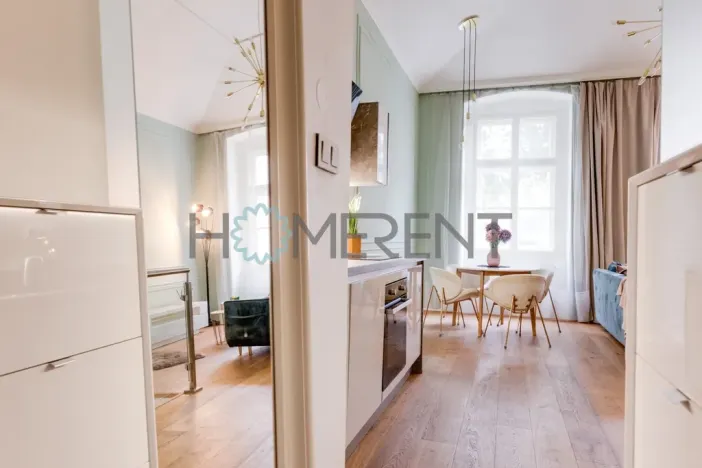 Pronájem bytu 2+kk, Praha - Karlín, Peckova, 86 m2