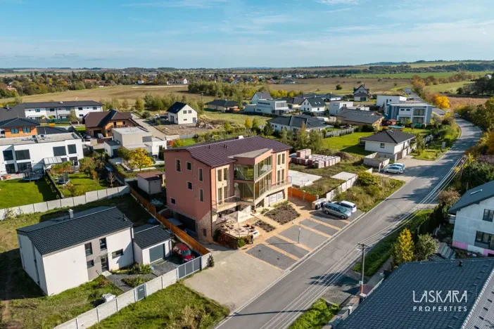 Pronájem bytu 3+kk, Horoušany - Horoušánky, Hlavní, 129 m2