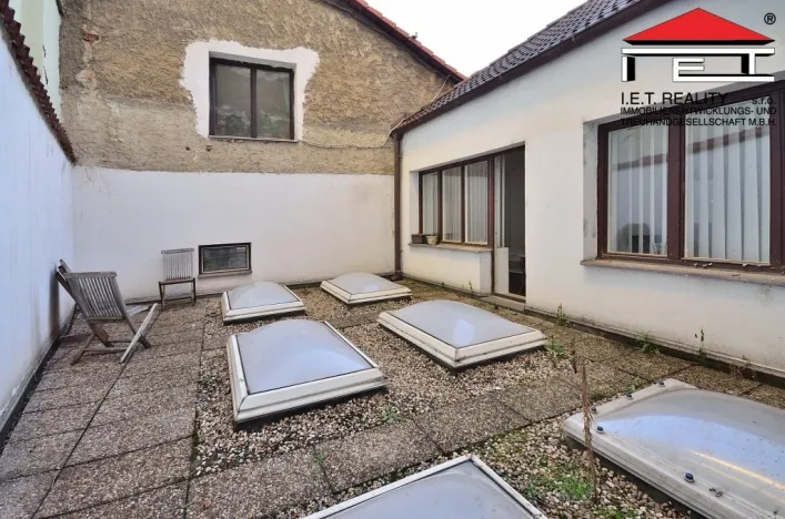 Pronájem kanceláře, Praha - Nové Město, Zlatnická, 23 m2