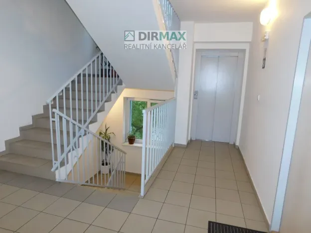 Pronájem bytu 1+1, Plzeň - Skvrňany, Malesická, 43 m2