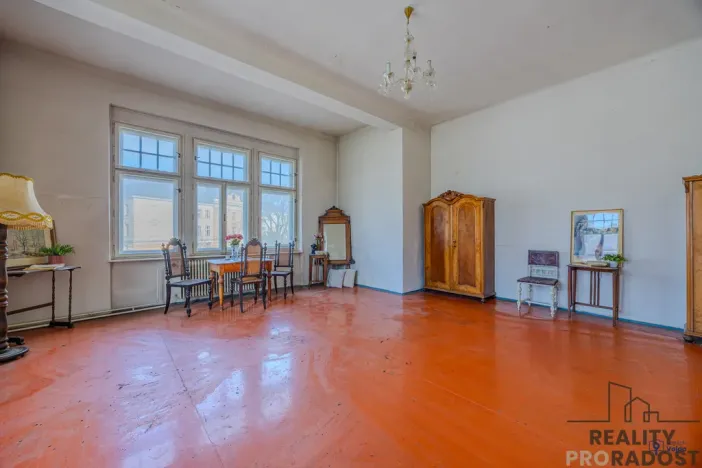 Prodej bytu 2+1, Opava - Předměstí, Komenského, 81 m2