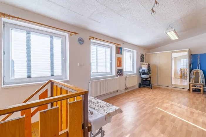 Prodej rodinného domu, Luběnice, 180 m2