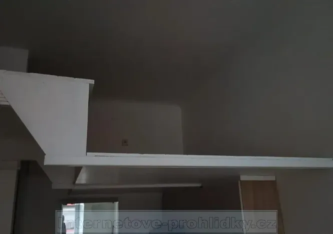 Pronájem bytu 1+kk, Praha - Břevnov, Na dělostřílnách, 17 m2