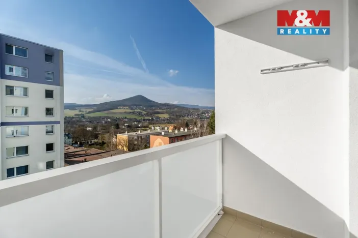 Prodej bytu 2+kk, Děčín - Děčín XXXII-Boletice nad Labem, Čsl. partyzánů, 41 m2