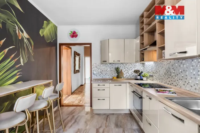 Prodej rodinného domu, Klobuky, Učitelská, 180 m2