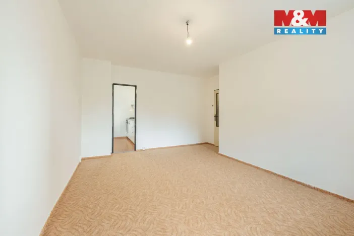 Pronájem bytu 2+1, Praha, Pod lipami, 42 m2