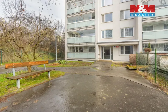 Pronájem bytu 2+1, Praha, Pod lipami, 42 m2