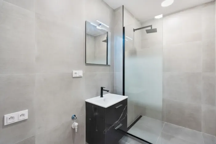 Prodej bytu 2+kk, Praha - Bubeneč, Národní obrany, 55 m2