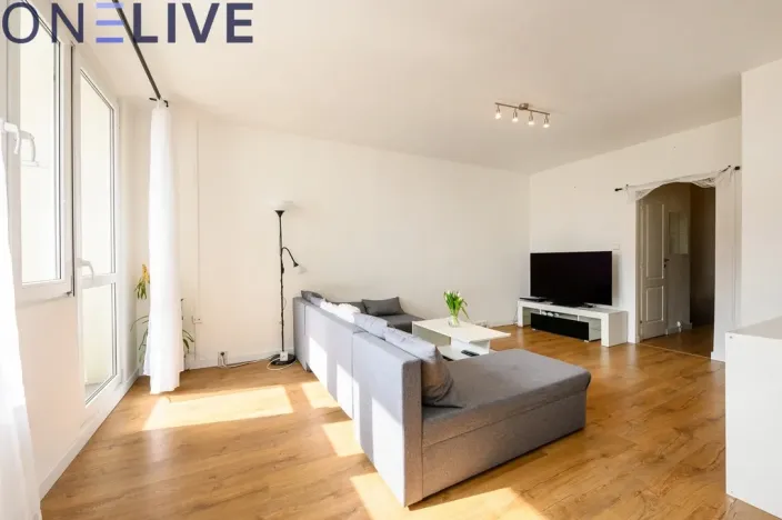 Pronájem bytu 3+kk, Praha, Flöglova, 72 m2