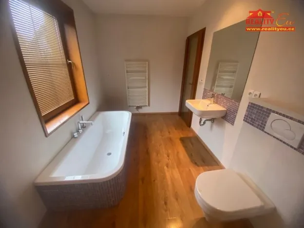 Prodej rodinného domu, Praha, Na Rybníčku, 177 m2