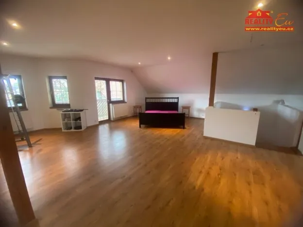 Prodej rodinného domu, Praha, Na Rybníčku, 177 m2