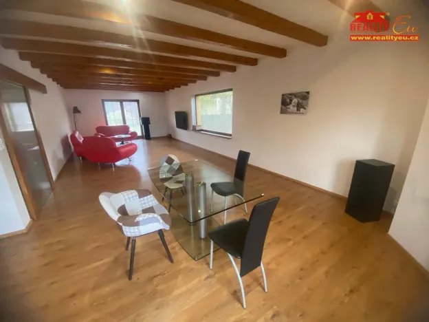 Prodej rodinného domu, Mochov, Na Rybníčku, 177 m2
