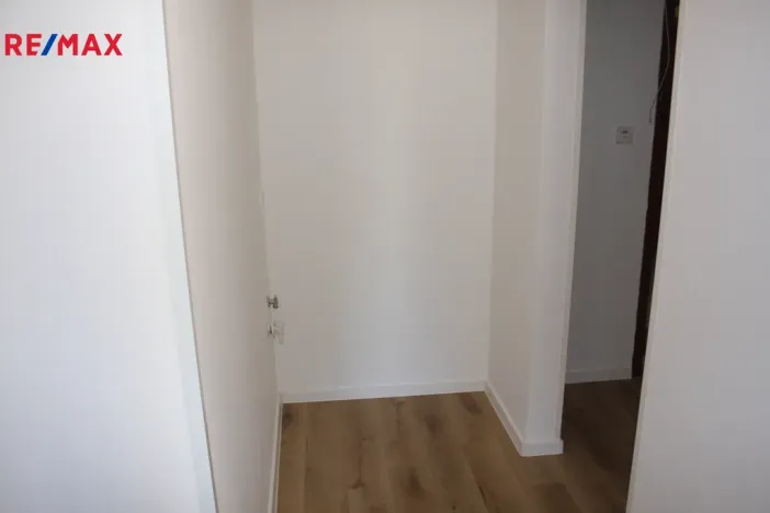 Pronájem bytu 2+kk, Písek, Vinařického, 43 m2