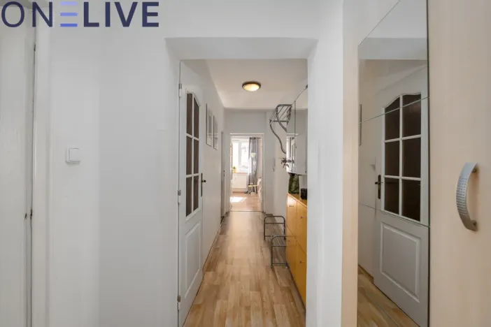 Prodej bytu 3+1, Plzeň, Chválenická, 63 m2