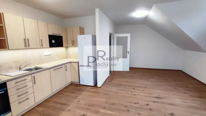 Prodej bytu 2+kk, Hevlín, 63 m2