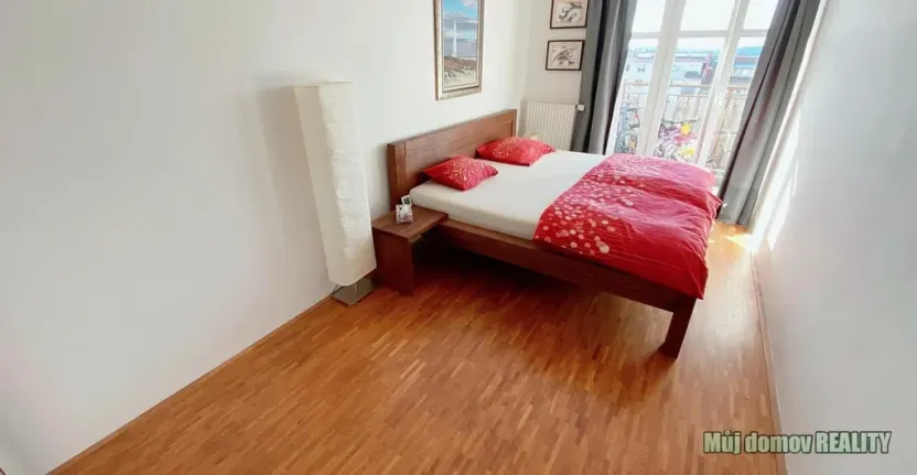 Pronájem bytu 3+kk, Praha - Žižkov, Buchovcova, 82 m2