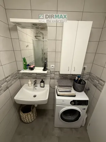 Pronájem bytu 1+kk, Plzeň, Radyňská, 31 m2