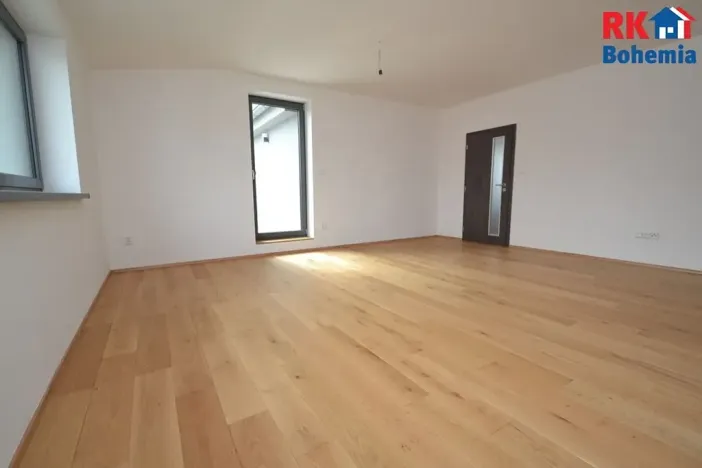 Prodej bytu 3+kk, Praha - Lhotka, Slepá I, 74 m2