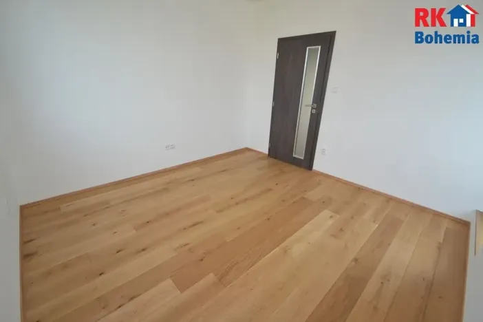 Prodej bytu 3+kk, Praha - Lhotka, Slepá I, 74 m2