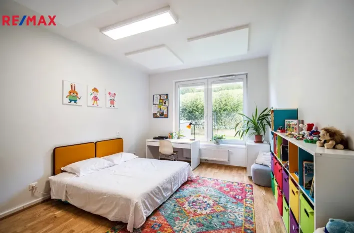 Pronájem bytu 3+kk, Praha - Vysočany, Pechmanových, 86 m2