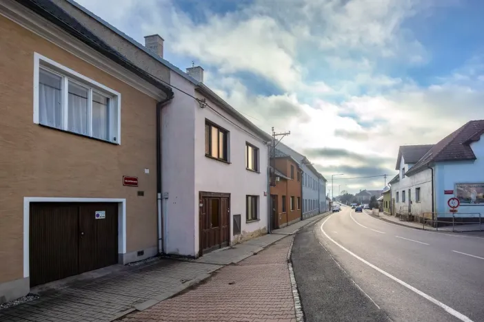 Prodej činžovního domu, Cerhovice, Plzeňská, 267 m2