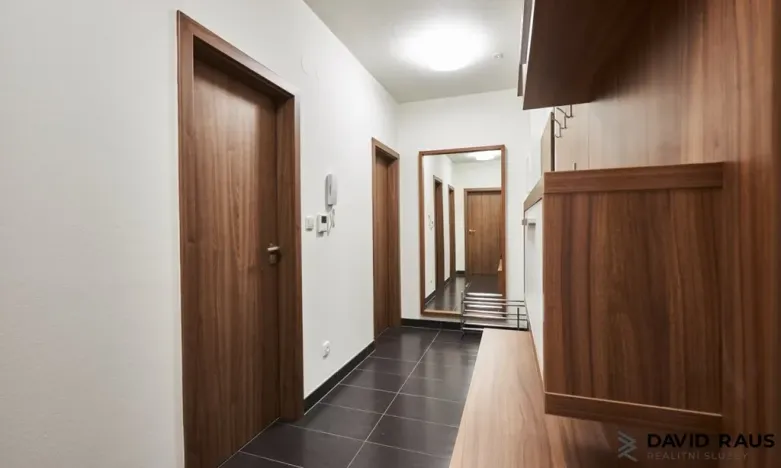 Pronájem bytu 2+kk, Brno - Líšeň, Houbalova, 69 m2