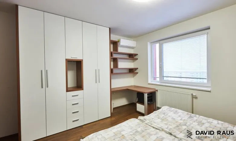 Pronájem bytu 2+kk, Brno - Líšeň, Houbalova, 69 m2