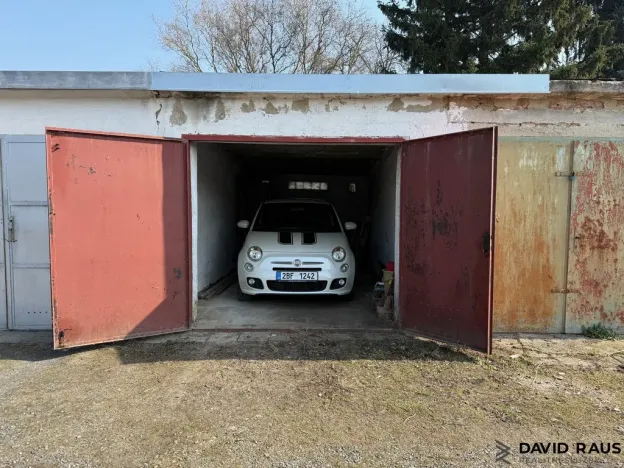 Pronájem garáže, Brno, 17 m2