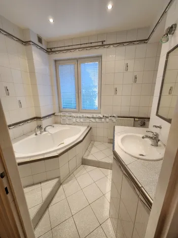 Pronájem bytu 2+1, Olomouc, Hněvotínská, 75 m2