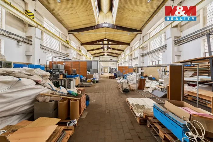 Prodej obchodního prostoru, Trutnov - Horní Staré Město, 1667 m2