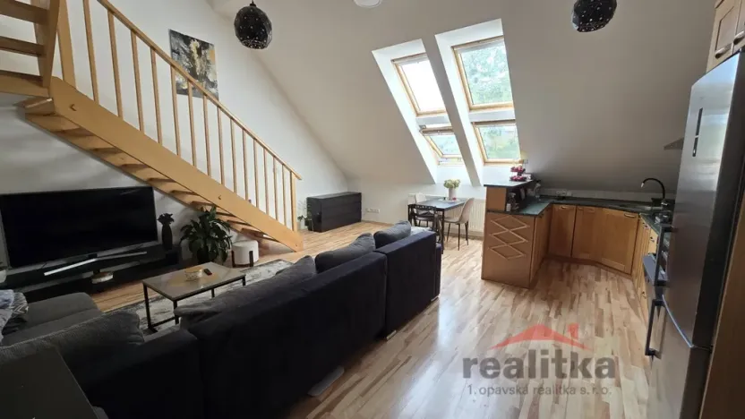 Prodej bytu 3+kk, Opava - Předměstí, Nákladní, 98 m2