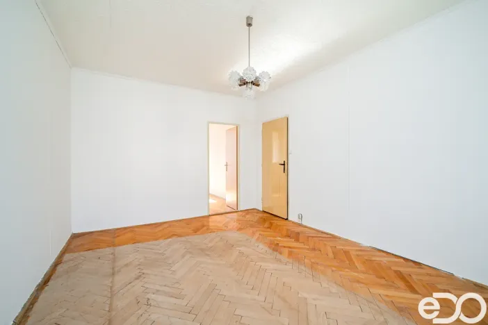 Prodej bytu 3+1, Mariánské Lázně - Úšovice, Hroznatova, 59 m2