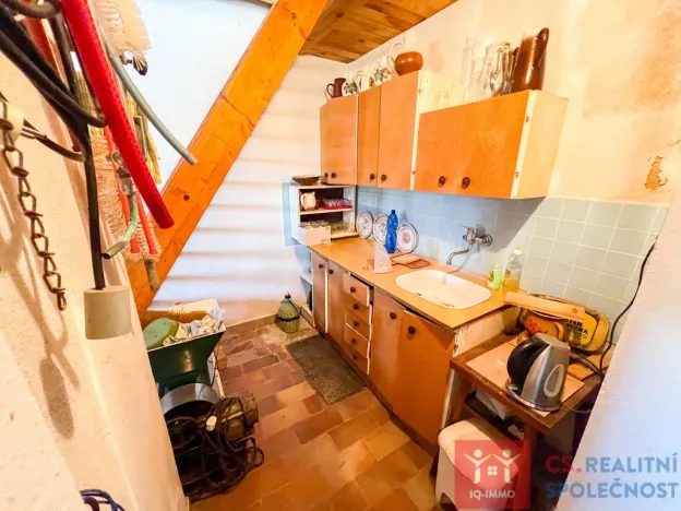 Prodej vinného sklepa, Znojmo, 150 m2