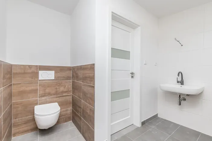 Prodej rodinného domu, Milovice, Modřínová, 122 m2