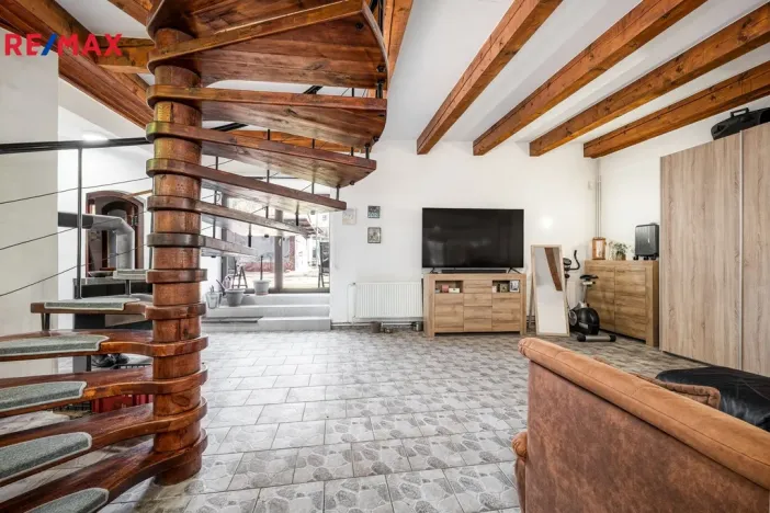 Prodej ubytování, Volary, K. V. Raise, 392 m2