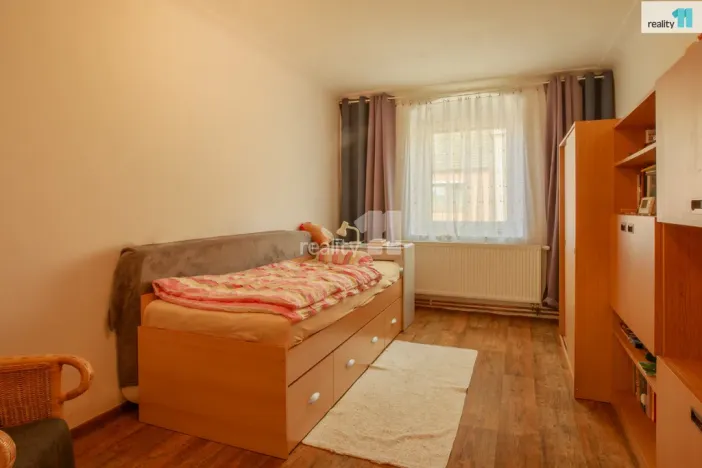 Prodej rodinného domu, Žebrák, Pražská, 220 m2