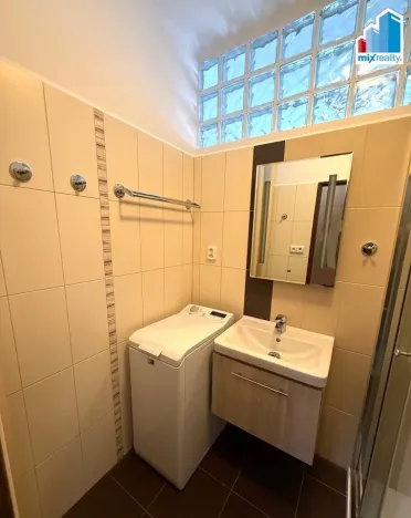 Prodej bytu 3+1, Plzeň, Pod Švabinami, 72 m2