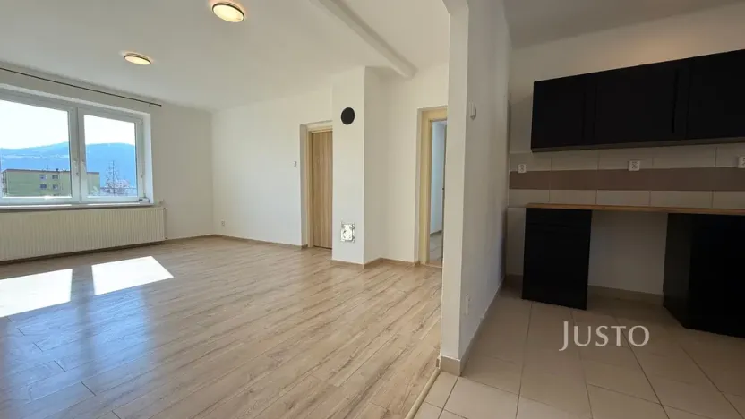 Pronájem bytu 3+1, Ústí nad Labem - Krásné Březno, Na Vinici, 65 m2