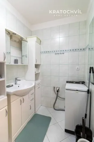 Pronájem bytu 2+1, Praha - Vinohrady, Vinohradská, 52 m2