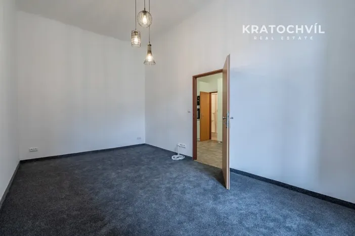Prodej bytu 3+kk, Praha - Karlín, U nádražní lávky, 101 m2