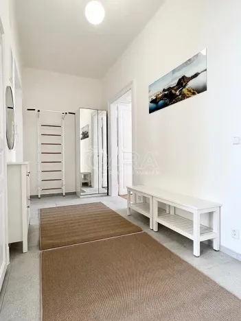 Pronájem bytu 2+1, Praha - Vinohrady, Římská, 85 m2