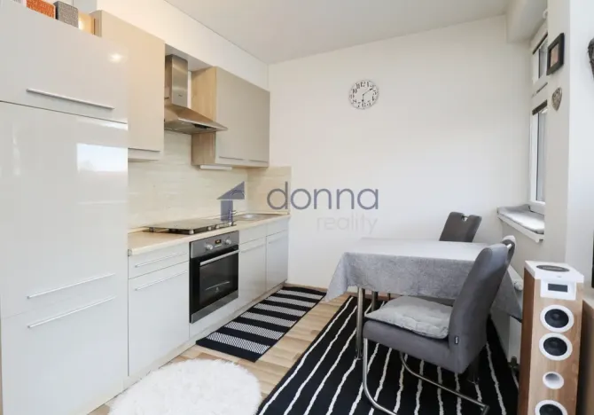 Prodej bytu 1+kk, Praha, Jindřicha Bubeníčka, 32 m2